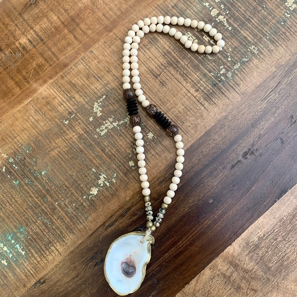 Hand Crafted Jewelry - 🌾Artisan Oyster Pendant Necklace